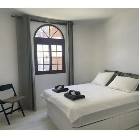 Exklusives 2 Schlafzimmer Mit Meeresblick Apartment *