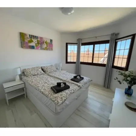 Exklusives 2 Schlafzimmer Mit Meeresblick Apartment